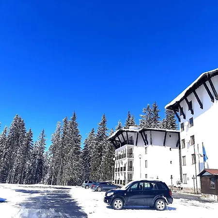 Karlin Апартамент *